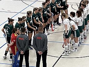 Kantersieg dahoam! Damen überrollen Rosenheim mit 15:3